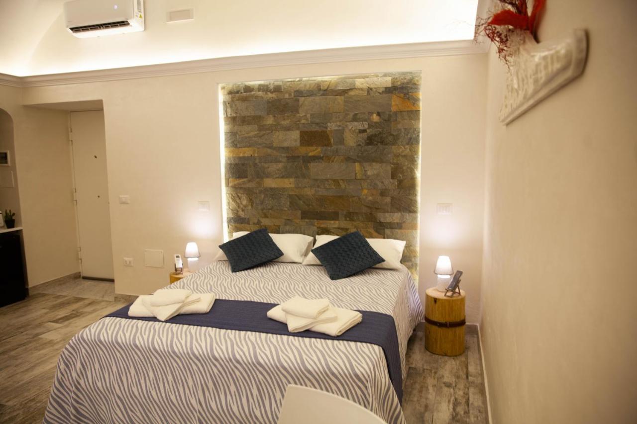 Plebiscito House - *